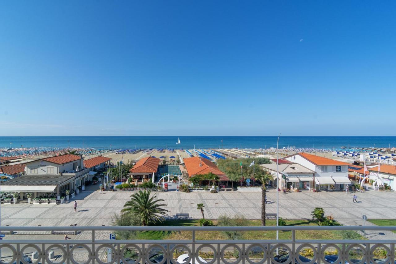 Hotel Brunella Lido di Camaiore Exterior foto